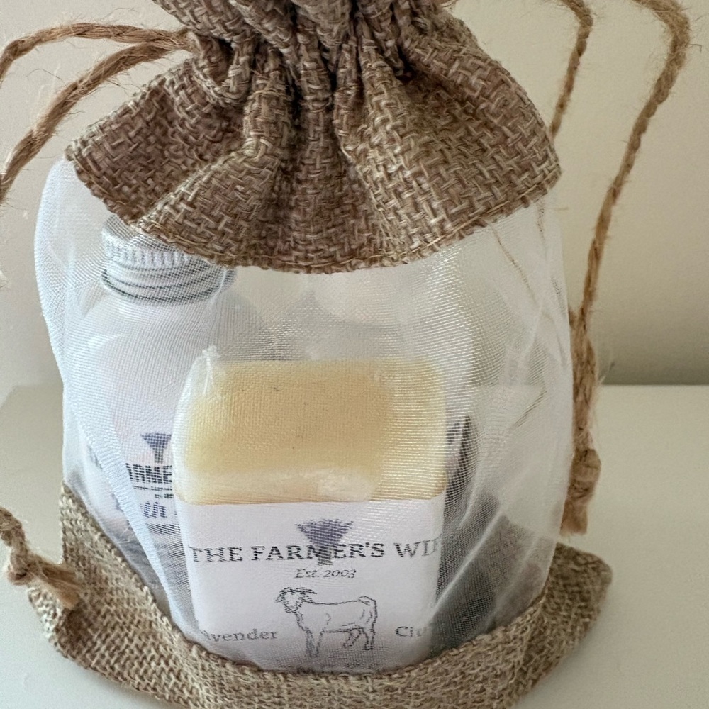The Farmer’s Wife Lavender Body Wash Set - Cream